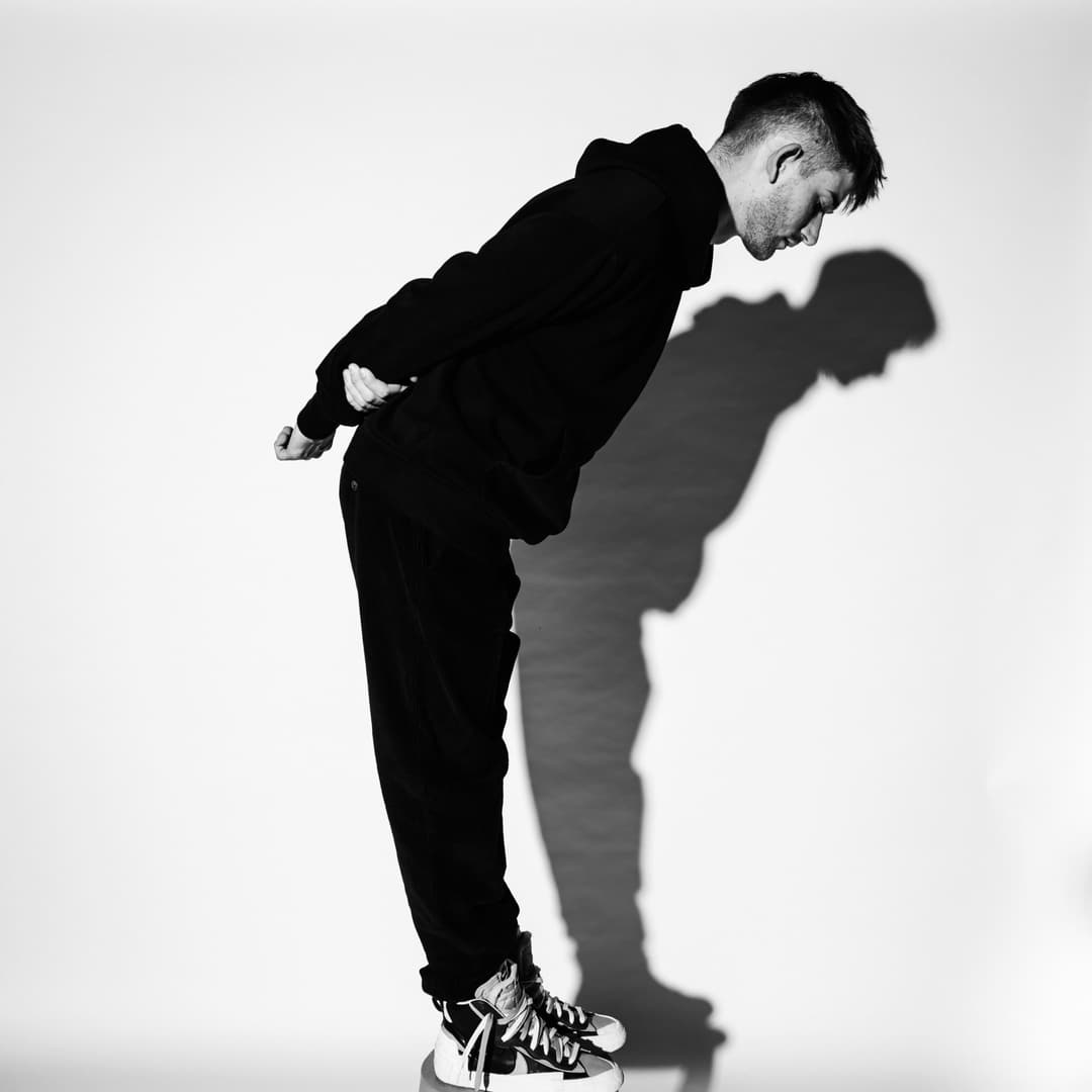 MA E X - editorial, fashion, flash - photograph 4 of 18 by Marco Meyer, 2022