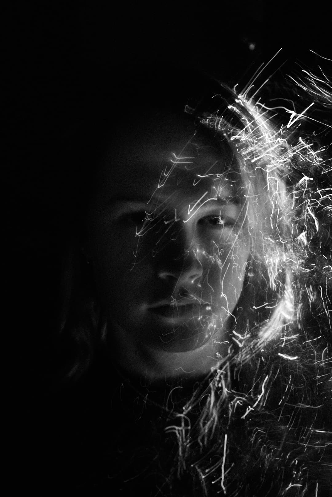 PROTON DANCE - black and white, color, fotografie - photograph 4 of 7 by Marco Meyer, 2021